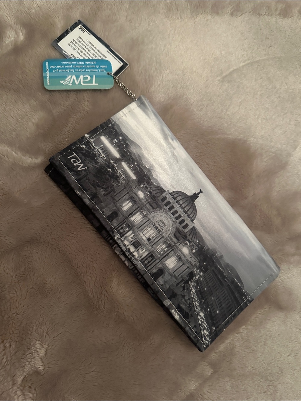 TAV Black & White Cityscape Clutch Wallet